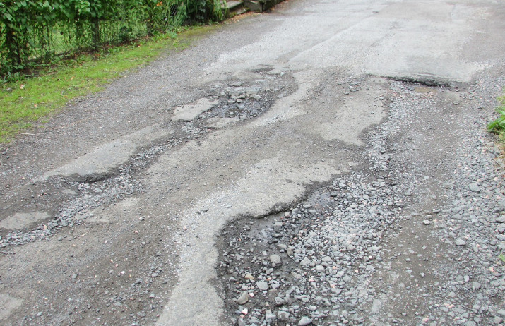 Pięć ekip w akcji. Ruszyło łatanie ubytków po zimie