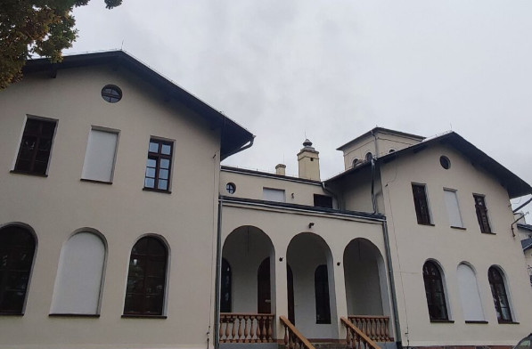 Zabytek zyskał nowe oblicze. Dom Dziecka po pierwszym etapie remontu
