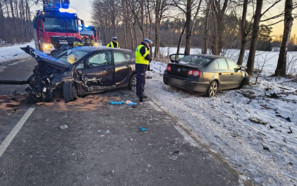 Groźny wypadek na drodze wojewódzkiej! Kierowca BMW pod wpływem narkotyków