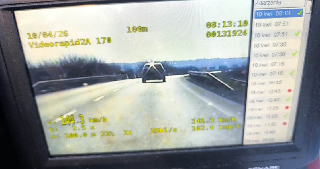 Miał cofnięte uprawnienia, a i tak wsiadł za kółko. Teraz odpowie