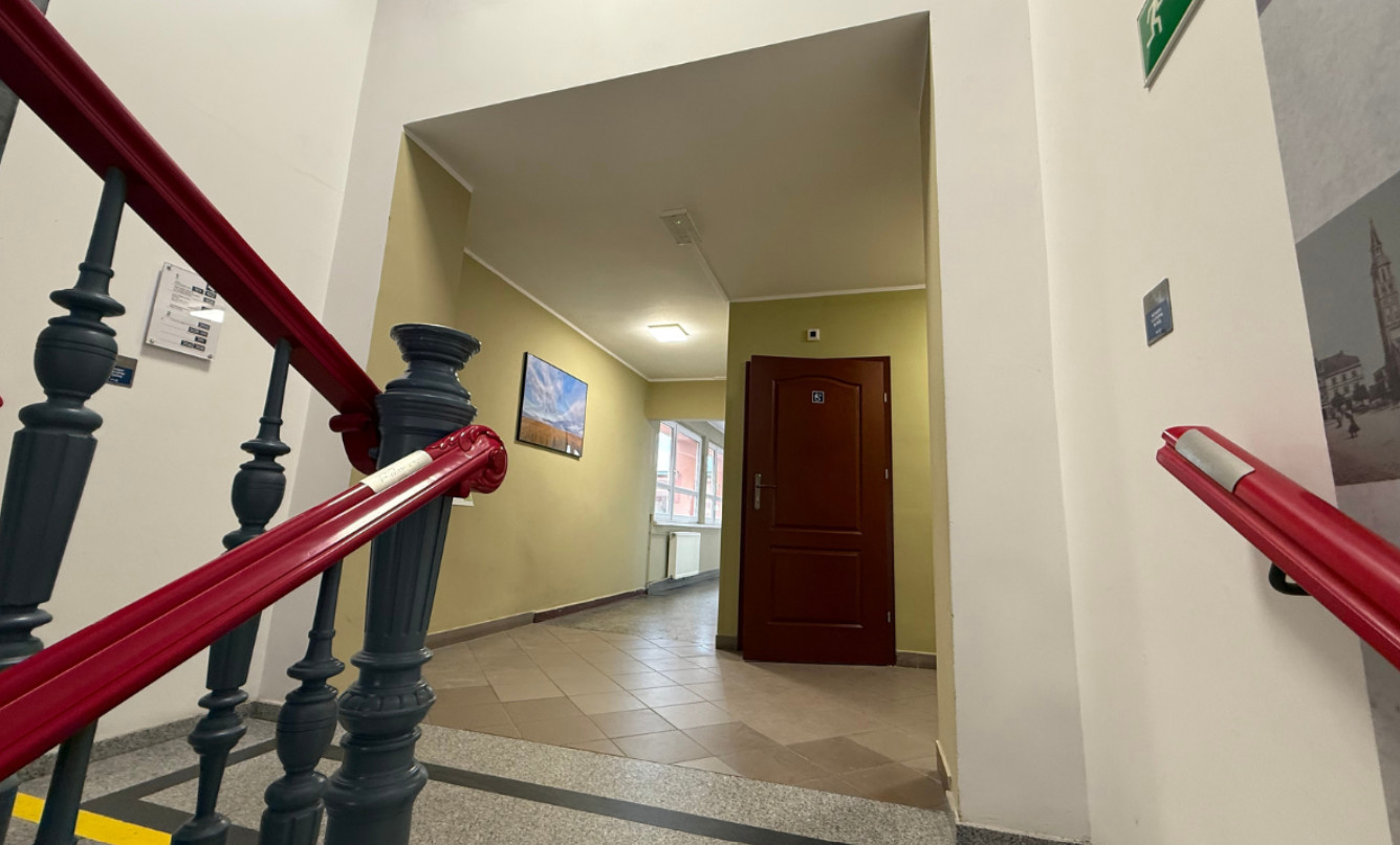 Toaleta bez barier w Urzędzie Miasta. Miasto stawia na dostępność