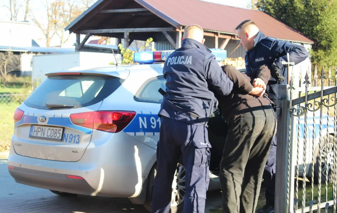 Wybuchy, dym i ewakuacja uczniów! Dramatyczne wydarzenia zaskoczyły mieszkańców