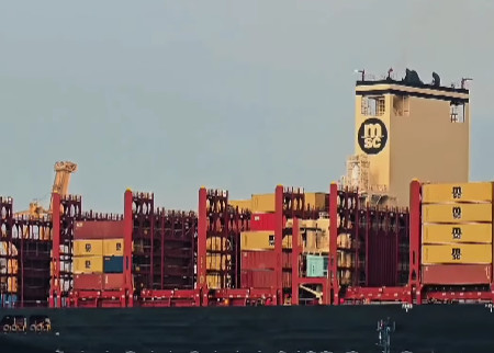 Rekord na fali zmian. Port pisze nowy rozdział swojej kontenerowej historii