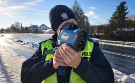 114 i 115 km/h w zabudowanym. Dwa prawa jazdy zatrzymane w jeden weekend