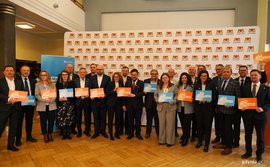 "Dla nas metropolia to walka z wykluczeniem komunikacyjnym". Pierwsze czytanie projektu ustawy metropolitalnej