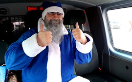 Niebieski Mikołaj znów na Kociewiu. Dzieci dostały więcej niż prezenty