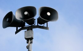 Krótkie testy syren alarmowych. Miasto apeluje o spokój