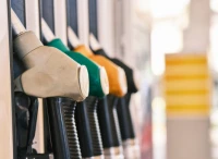 Dlaczego paliwo znów drożeje? Kierowcy płacą coraz więcej za tankowanie