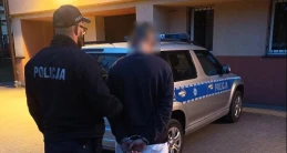 Schował narkotyki w bieliźnie. Policjanci i tak je znaleźli 
