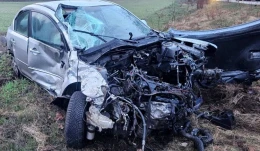 Niebezpieczne zdarzenie na drodze wojewódzkiej. Apel policji o ostrożność