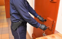 Trzy listy gończe, kilka wyroków. Zatrzymanie poszukiwanego 37-latka