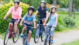 Utrudnienia na drogach z powodu rajdu rowerowego. Kierowcy proszeni są o ostrożność