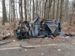 Wypadek na DW233! Na miejscu działa Lotnicze Pogotowie Ratunkowe