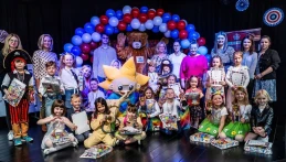 Mali artyści i język angielski. Udany debiut przeglądu „Let’s Sing”