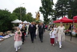 Tłumy wiernych uczestniczyły w uroczystościach odpustowych. Oktawę zakończy Msza Dożynkowa