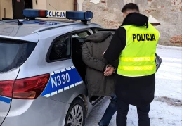Kopali, skuli łańcuchem i wrzucili go do kanału. To miała być 'nauczka'