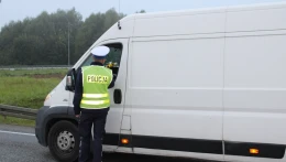 Nietrzeźwi za kierownicą na A1. Policjanci zatrzymali dwóch mężczyzn podczas kontroli