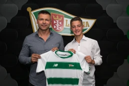Kacper Urbański zadebiutował w reprezentacji Polski. Urodził się w Gdańsku i grał w Lechii Gdańsk