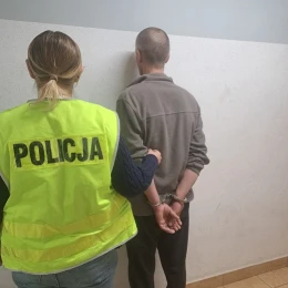Pościg za pijanym kierowcą. Nie miał też uprawnień do kierowania