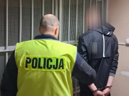 Zatrzymali go z narkotykami w aucie. W mieszkaniu czekał jeszcze większy arsenał