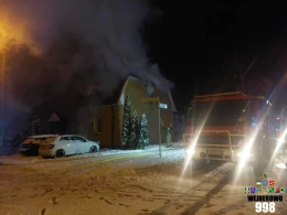 Pożar domu w Redzie! Dwie osoby ucierpiały |ZDJĘCIA