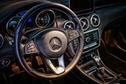 29-latek odpowie za kradzież mercedesa wartego 300 tys. zł 