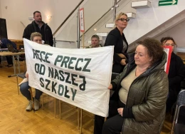 Burza na sesji! Interweniowała policja 