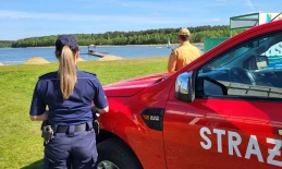 Rozpoczęto kontrole nad wodą. Policja i straż pożarna na akwenach powiatu świeckiego