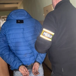 Niewiarygodne, a jednak. Złodziej zwinął... ogrodzenie i to dosłownie