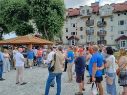 Prezydent Tczewa spotkał się z mieszkańcami na os. Bajkowym. Rozmawiano m.in. o organizacji ruchu