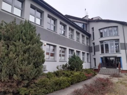 Termomodernizacja i przebudowa szkoły. Inwestycja zbliża się powoli do końca