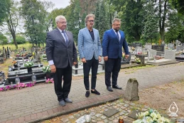 Hołd dla ofiar zbrodni z czasów II wojny światowej. Samorząd uczcił pamięć pomordowanych