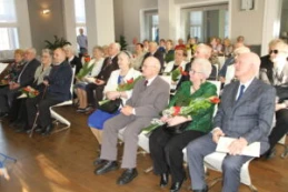 Małżeńskie jubileusze seniorów. Były medale i gratulacje [ZDJĘCIA]
