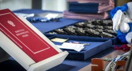 Nowe pokolenie policjantów w województwie pomorskim. Ślubowanie, wyróżnienia i wzruszenia