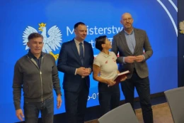 Minister Sportu wyróżnił sportowców z Pomorza. Nagroda trafiła do Redy