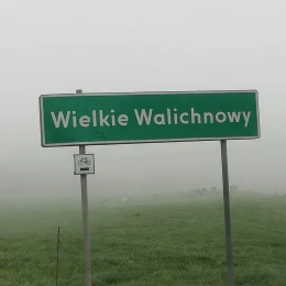 Tajemnicze auto w powiecie tczewskim. Mieszkańcy apelują o czujność!