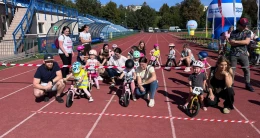 Zawody rowerkowe w Starogardzie Gdańskim pełne radości. Całe rodziny bawiły się na sportowo