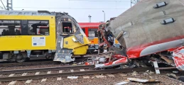 Wypadek pociągów w Gdyni. Są poszkodowani! [ZDJĘCIA]