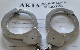 Miał zakaz i narkotyki. 20-latek zatrzymany