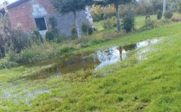 Od miesięcy walczą z zalanym terenem. Nikt nie odpowiada na zgłoszenia 