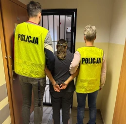   Interes życia matki i córki. Handlowały papierosami i perfumami 