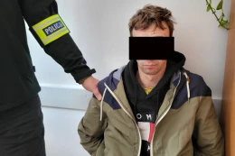 Zniszczył budynek policji. Będzie tłumaczył się przed sądem