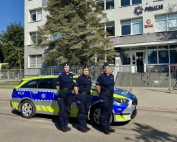 Trzy nowe funkcjonariuszki wstąpiły w szeregi policji