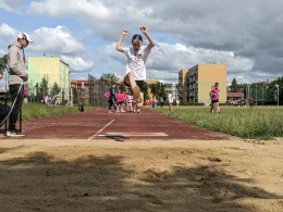 Sportowe zmagania uczniów podstawówek. Emocje i punkty decydowały o końcowej klasyfikacji