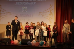 VIII Wojewódzki Festiwal Piosenki 'Niezapominajka'. Trwa nabór zgłoszeń!