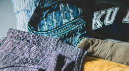 Przypominają zasady dotyczące odpadów tekstylnych. Mieszkańcy muszą się pilnować