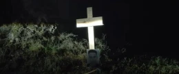 Krzyże na poboczach. Smutne symbole ludzkiej nieodpowiedzialności za kierownicą