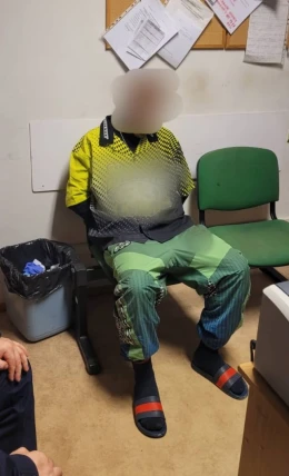 Z siekierą groził 18-latkowi. Agresor zatrzymany