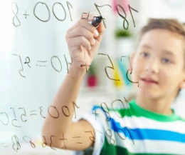 Sztuczna inteligencja do nauki matematyki. Ta gmina skorzysta z dofinansowania