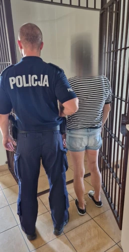 Była ścigana listem gończym. Rozpoznali ją na przystanku